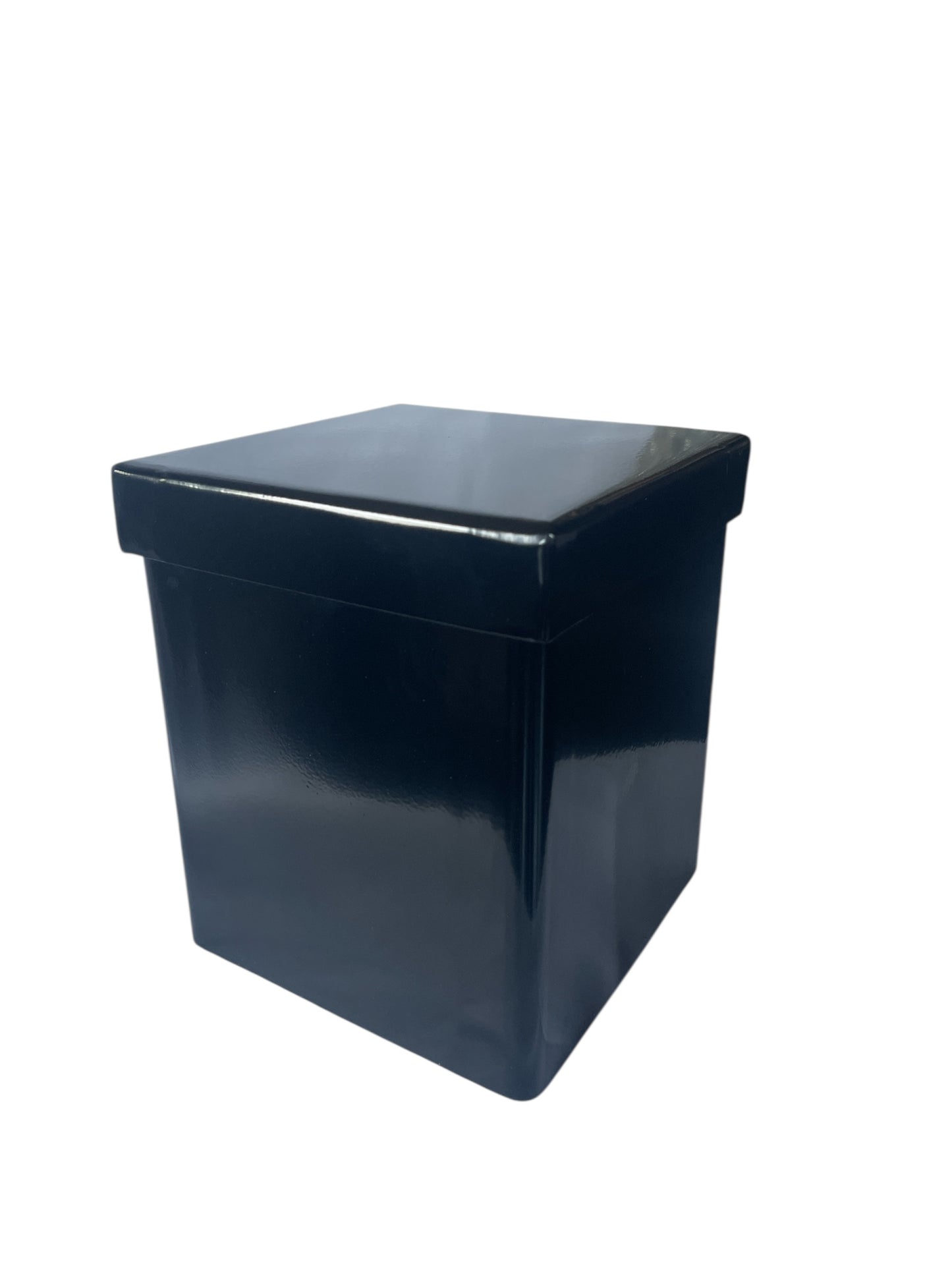 6x6x7 Urn